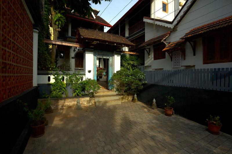 The Mundanad House by Granary Stays - image 2