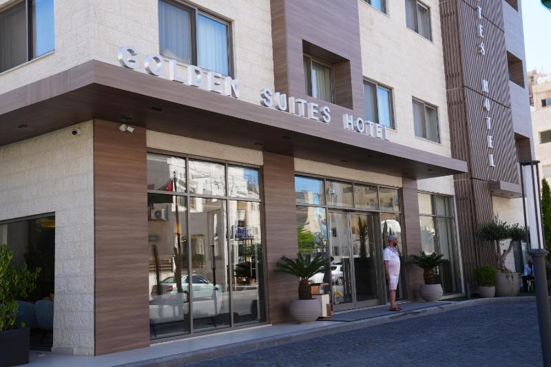 Golden Suites Hotel - image 11