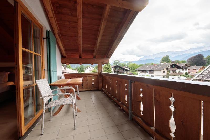Kramer Lodge - image 40