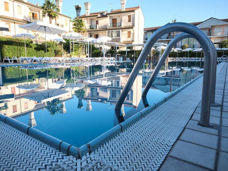 Two bedroom Apartment in Residence with Swimming Pool By Beahost Rentals - image 18