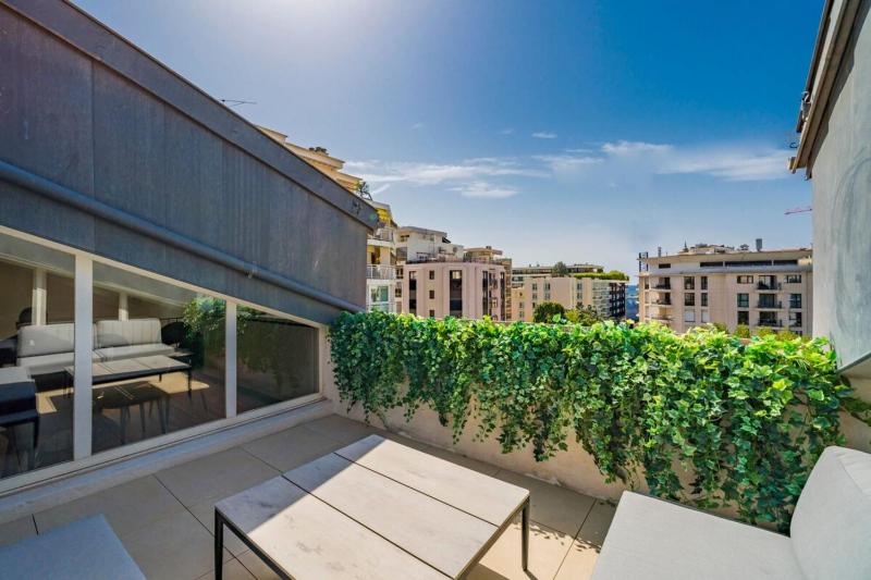 Magnificent duplex close to Carlton - image 5
