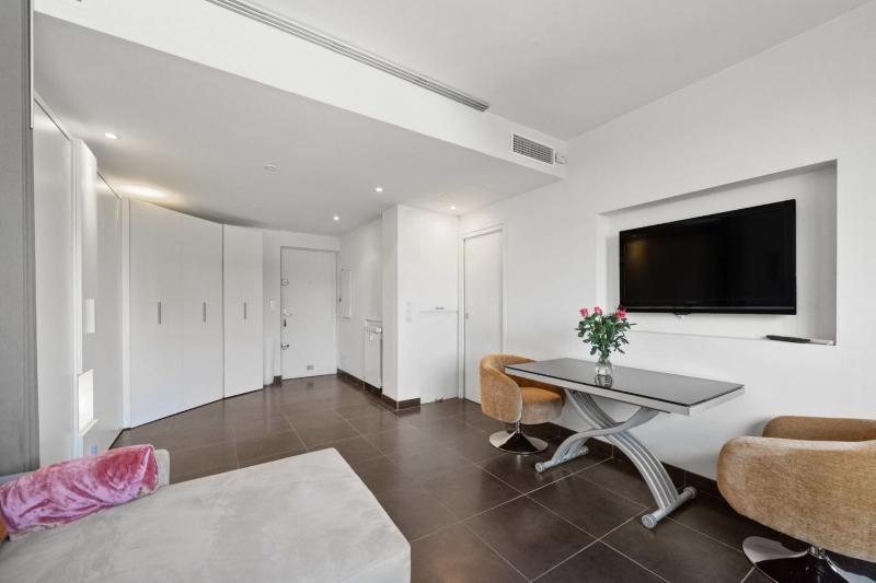 Agréable studio à deux pas de la Croisette - image 8