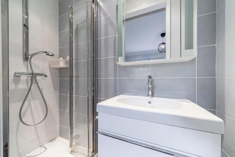 Brand new 3 bedrooms heart of Cannes - image 2