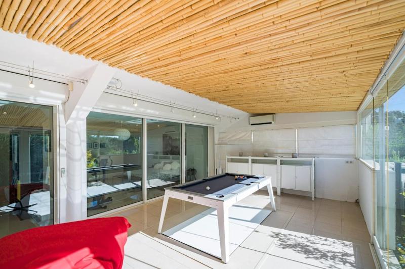Brand new 3 bedrooms heart of Cannes - image 37
