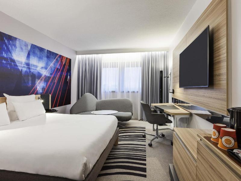 Novotel Tours Centre Gare - image 10