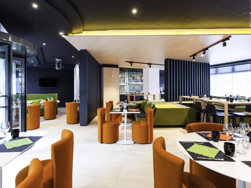 Novotel Tours Centre Gare - image 18