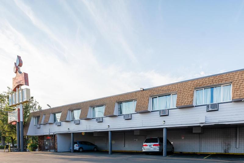 Best Value Inn by OYO Portland OR South East - image 4