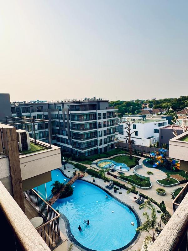 Elite Luxury Suites at The Diamond in City - image 7