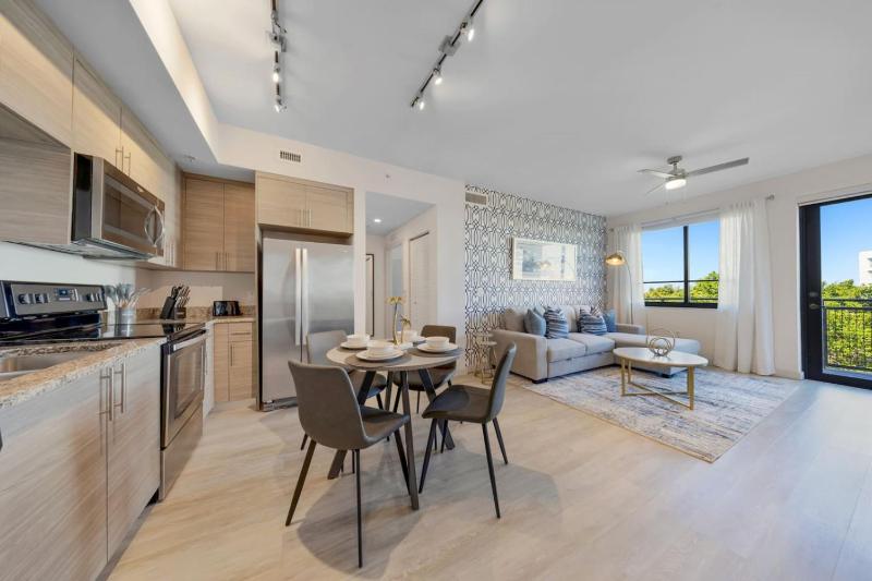 Prestige Living in DTWN 3 Min From Las Olas - image 14