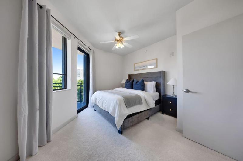 Prestige Living in DTWN 3 Min From Las Olas - image 24