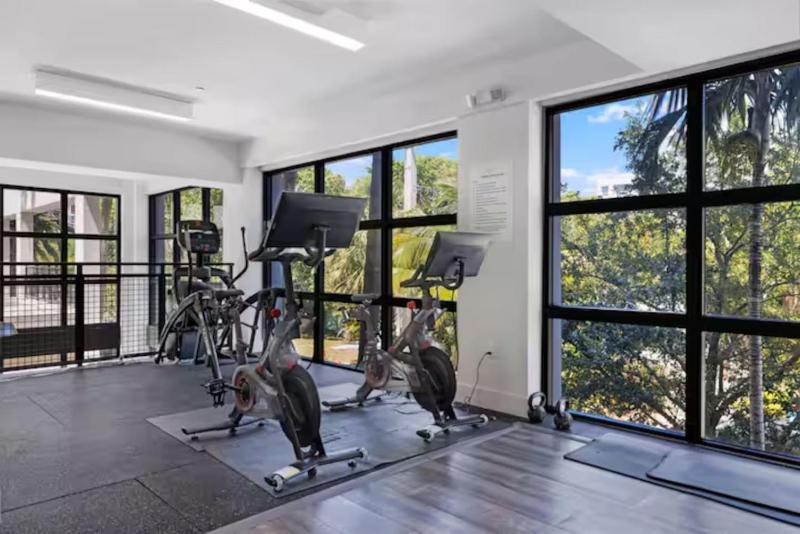 Aqua Luxe in DTWN 3 Min From Las Olas - image 33