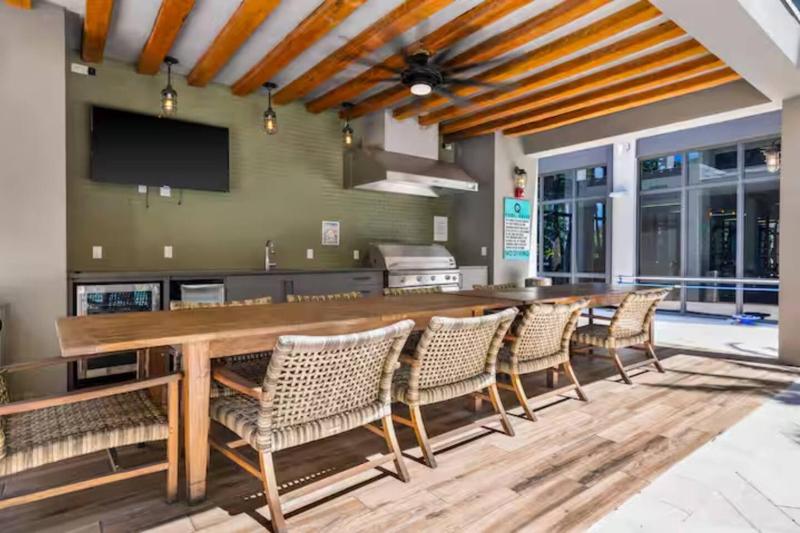 Aqua Luxe in DTWN 3 Min From Las Olas - image 26