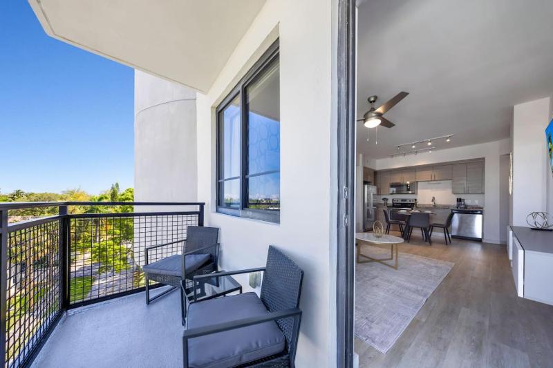 Serene Bleu in DTWN 3 Min From Las Olas - image 13