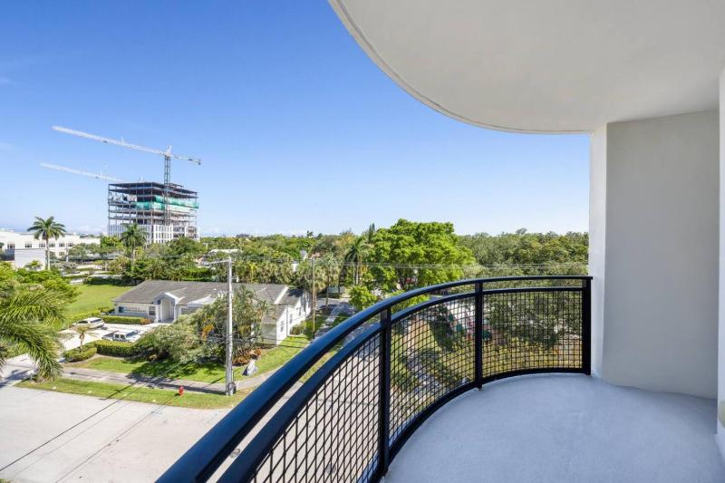 Serene Bleu in DTWN 3 Min From Las Olas - image 14