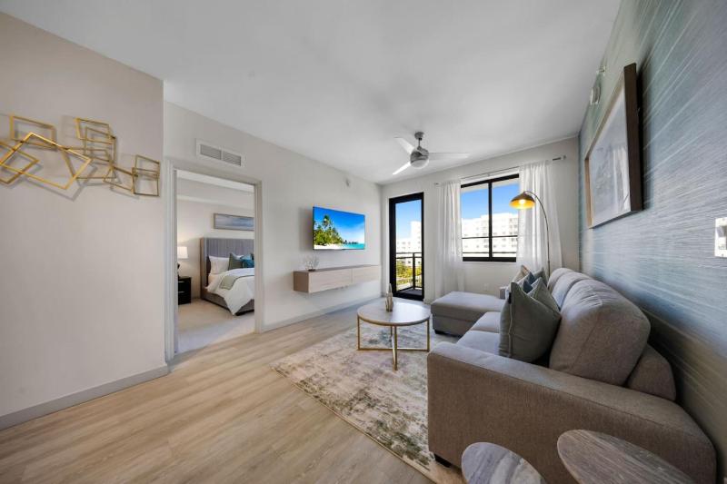 Modern Palmera in DTWN 3 Min From Las Olas - image 27