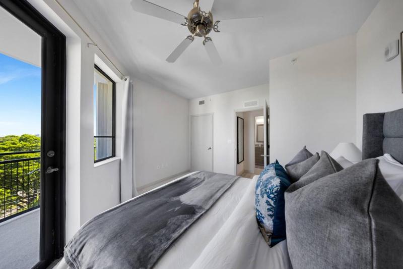 Modern Palmera in DTWN 3 Min From Las Olas - image 28