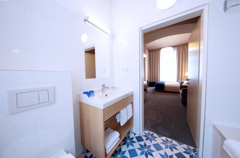 Drei Kronen Hotel Wien City - image 4