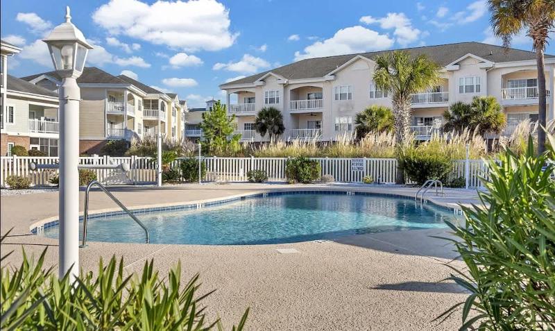 Spacious 2BR Condo First Floor Retreat - image 1