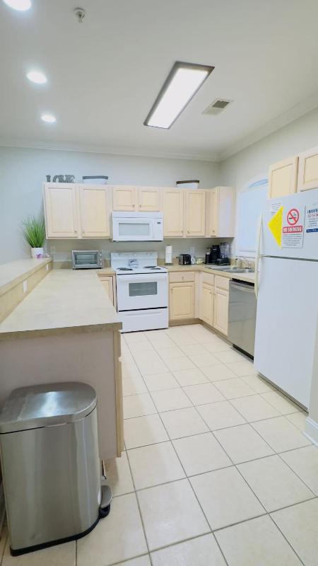 Spacious 2BR Condo First Floor Retreat - image 29