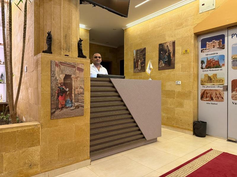 Pyramids On The Spot inn - image 4