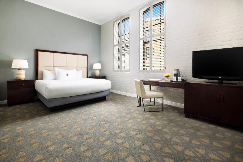 THE RIVERFRONT HOTEL NEW ORLEANS - image 10