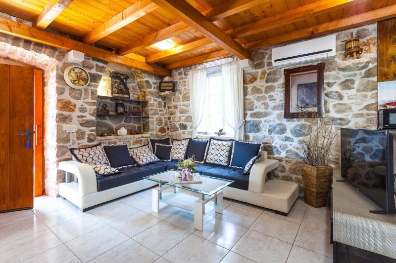Family-friendly apartments with swimming pool Orebic Peljesac - 20576 - image 33