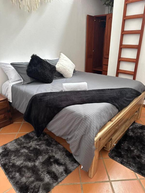 LeyvaYork Apartasuites - image 10