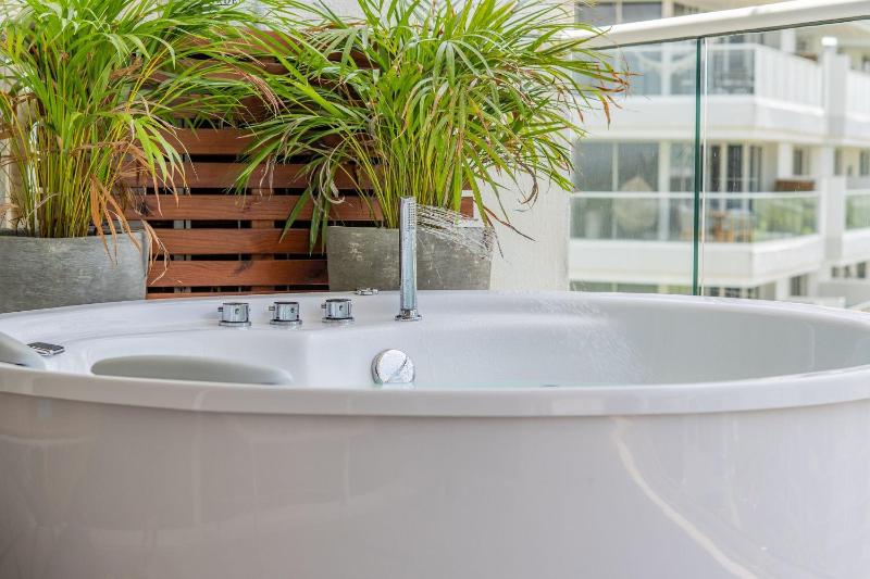 MQ903 | Jacuzzi & hamaca · Vista espectacular - image 9