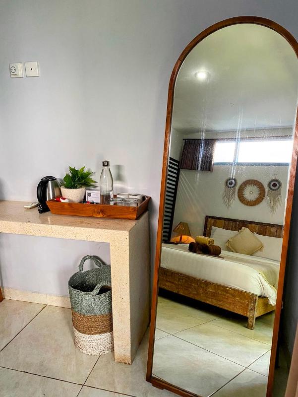 Gatsby Hotel Hostel - image 6