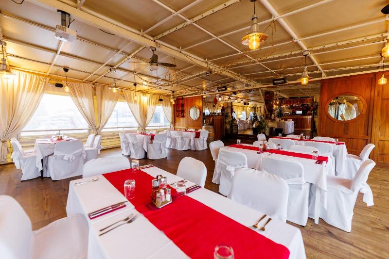 Botel Marina - image 35