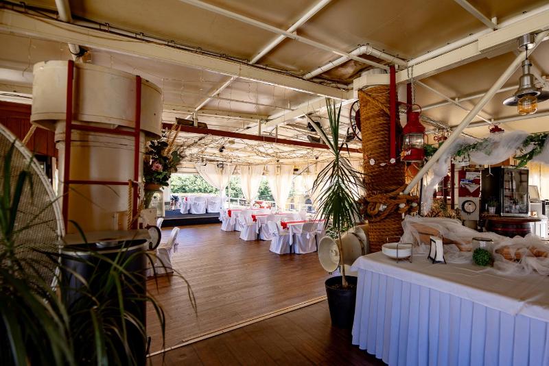Botel Marina - image 22