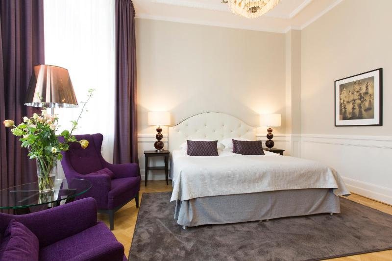 Elite Hotel Savoy - image 29