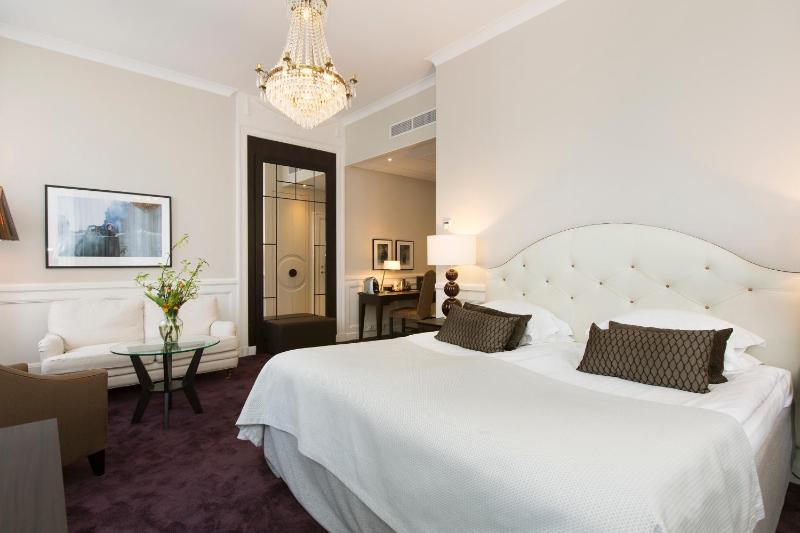 Junior Suite image 1