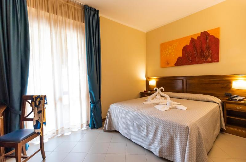 Hotel Tropis - image 7