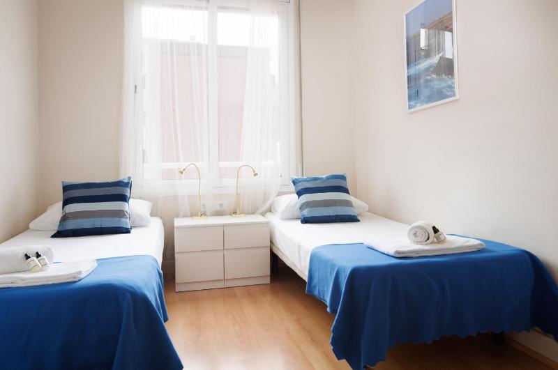 Elegance and Comfort in Barcelona 4Bedroom Apartment in the Most Exclusive Area - image 15