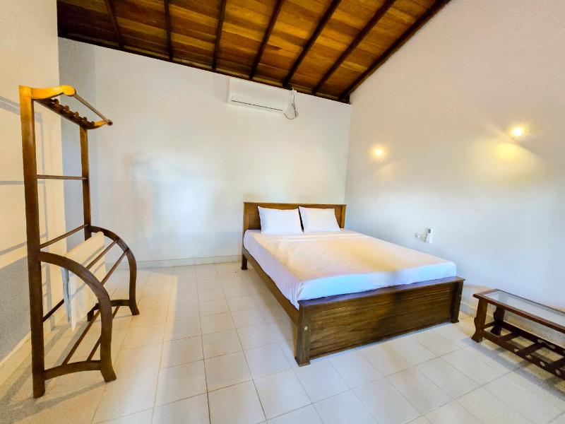 Calm Villa Ahangama - image 33