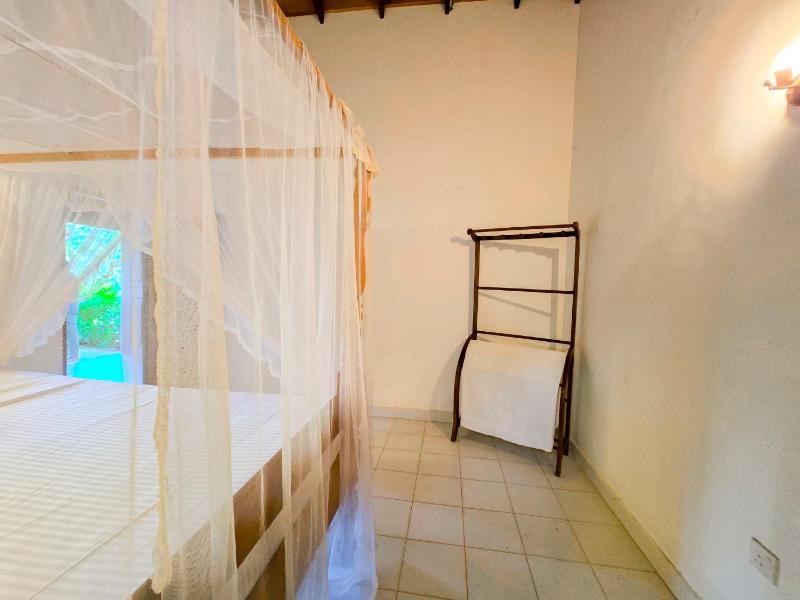 Calm Villa Ahangama - image 13
