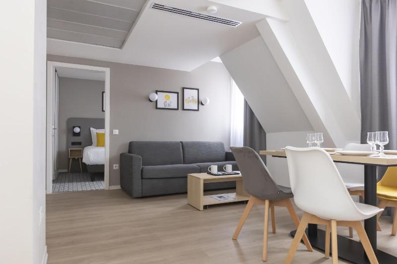 Appart'hotel Odalys City - Strasbourg Centre Les Halles - image 3