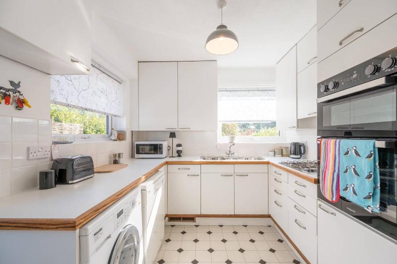 5 Church Close (7 guests) Aldeburgh - image 12