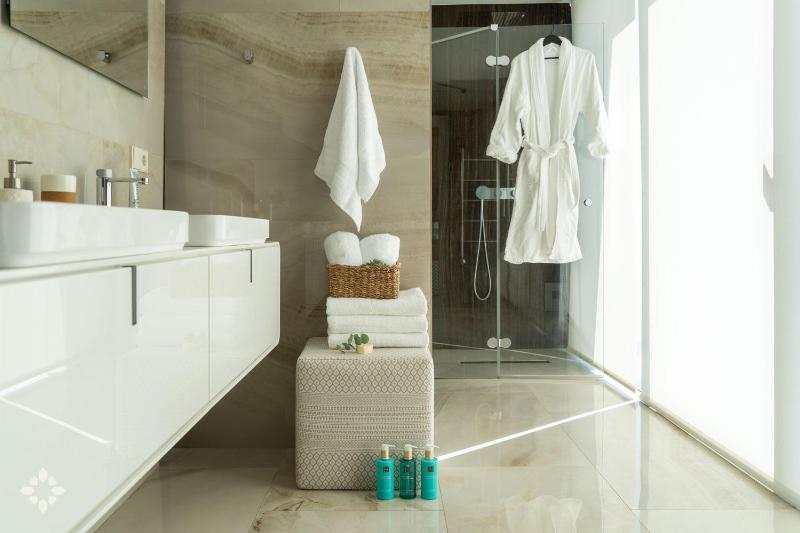 Villa Romeo by Abahana Luxe - image 27