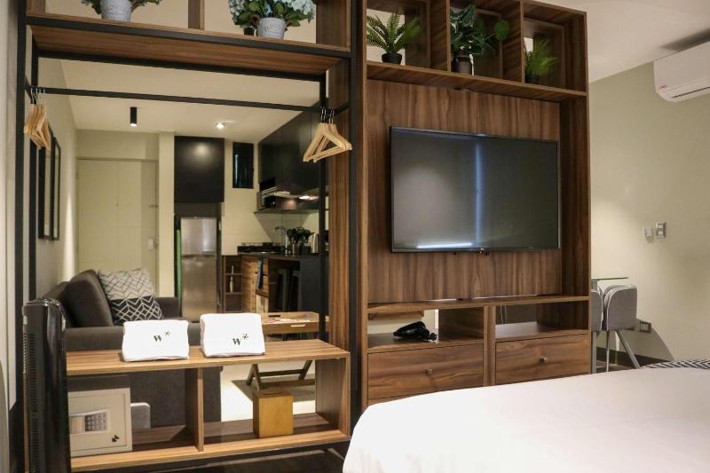 Camino Real Loft in San Isidro by Wynwood House - image 13