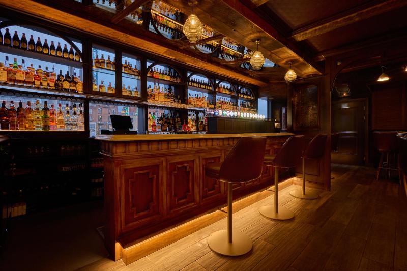 Wellington Temple Bar - image 4