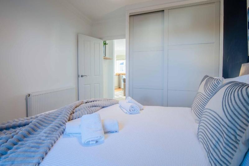 The Nook North Beach - 1 Bedroom Apartment - Tenby - image 21