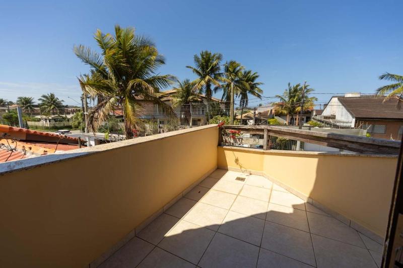 Casa com Area Gourmet e Quintal a 200 m da Praia - image 19