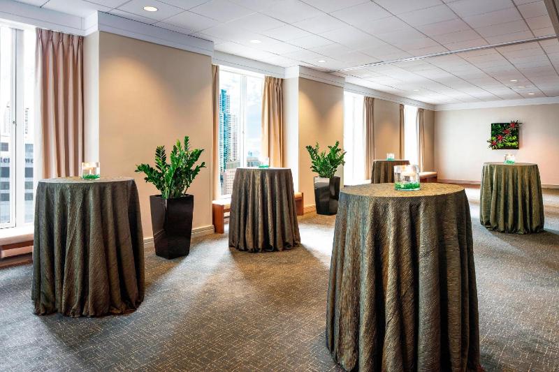 The Westin Michigan Avenue Chicago - image 16
