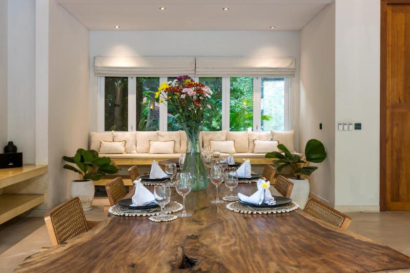 Villa Reina by SooBali - Spacious & Modern near Canggu with Butler-Cook Private Pool and Tropical Gardens - image 50