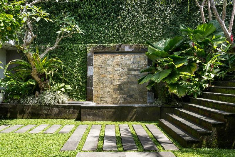 Villa Reina by SooBali - Spacious & Modern near Canggu with Butler-Cook Private Pool and Tropical Gardens - image 31
