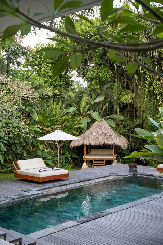 Villa Reina by SooBali - Spacious & Modern near Canggu with Butler-Cook Private Pool and Tropical Gardens - image 19