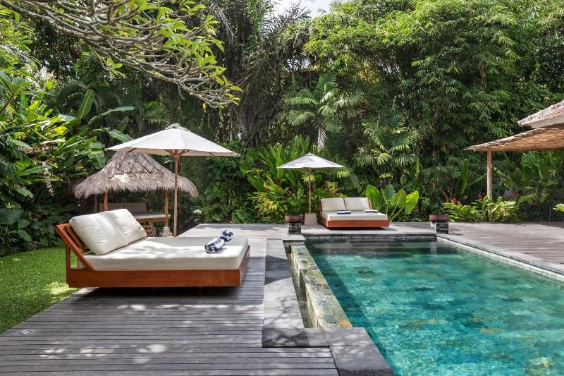 Villa Reina by SooBali - Spacious & Modern near Canggu with Butler-Cook Private Pool and Tropical Gardens - image 36