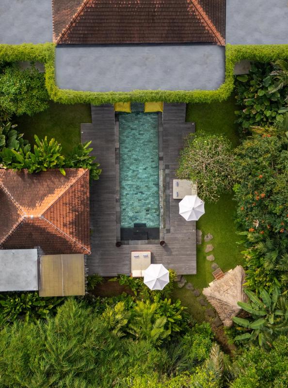 Villa Reina by SooBali - Spacious & Modern near Canggu with Butler-Cook Private Pool and Tropical Gardens - image 12